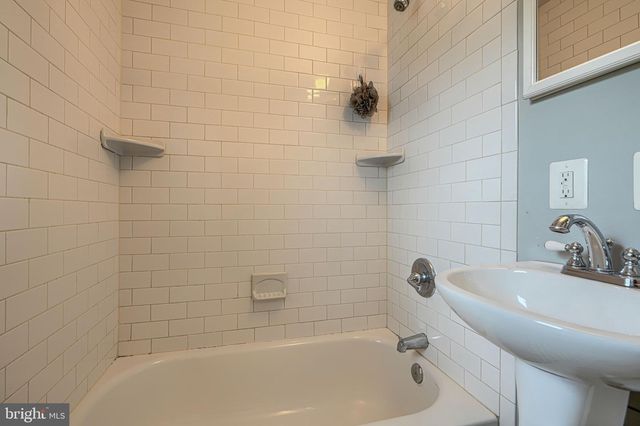 2705 LATONA RD, Baltimore, MD 21214