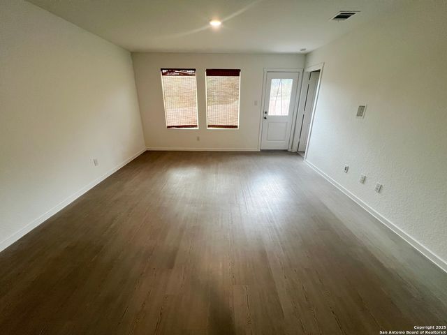 14102 Enfield Falls, San Antonio, TX 78245