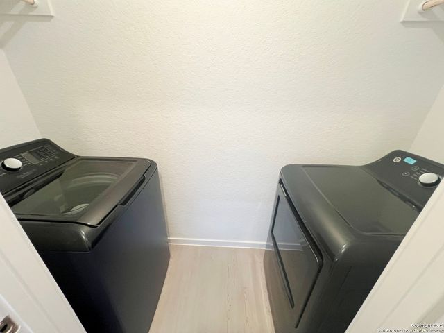 14102 Enfield Falls, San Antonio, TX 78245