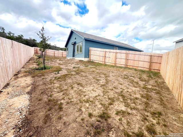 14102 Enfield Falls, San Antonio, TX 78245