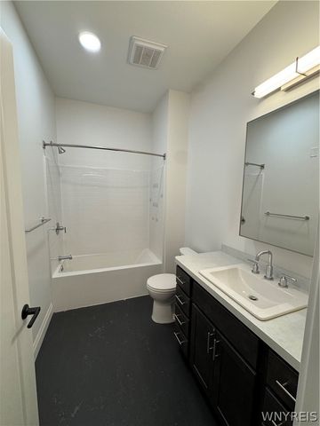 1786 Main Street 110, Buffalo, NY 14208