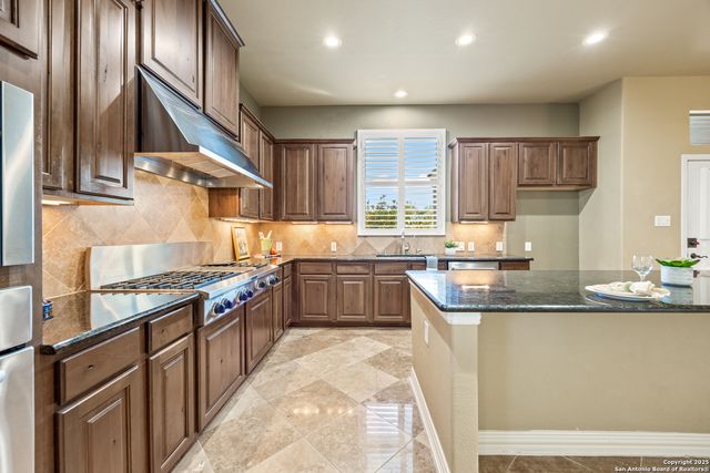 8202 Plum Valley, San Antonio, TX 78255