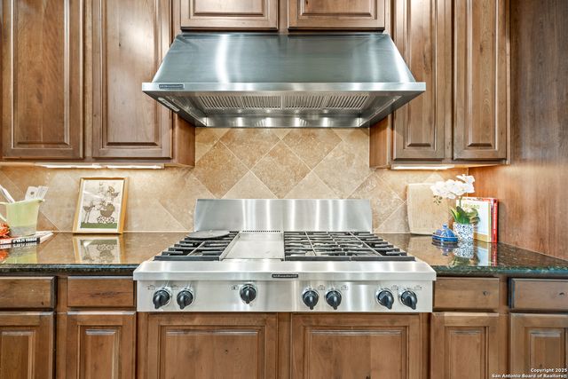 8202 Plum Valley, San Antonio, TX 78255