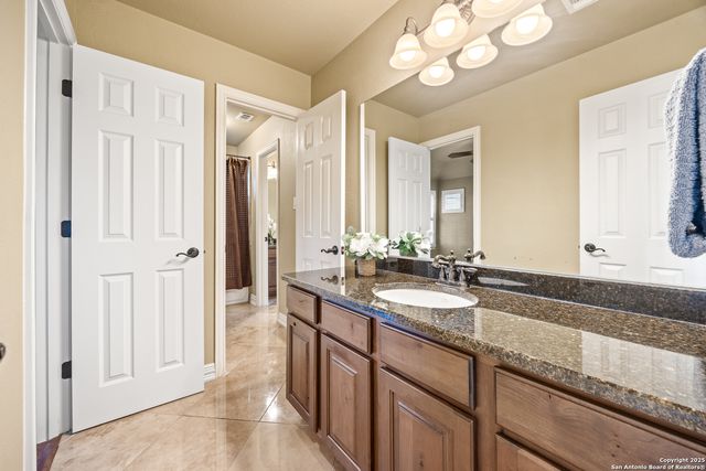 8202 Plum Valley, San Antonio, TX 78255