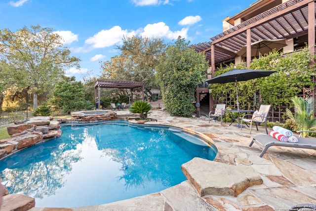 8202 Plum Valley, San Antonio, TX 78255