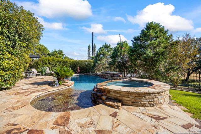 8202 Plum Valley, San Antonio, TX 78255