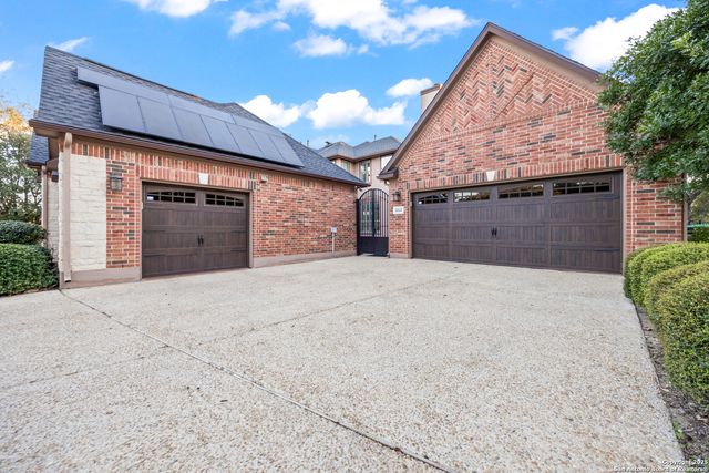 8202 Plum Valley, San Antonio, TX 78255