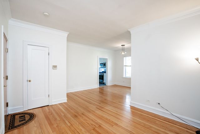 721 Reba Place 3N, Evanston, IL 60202