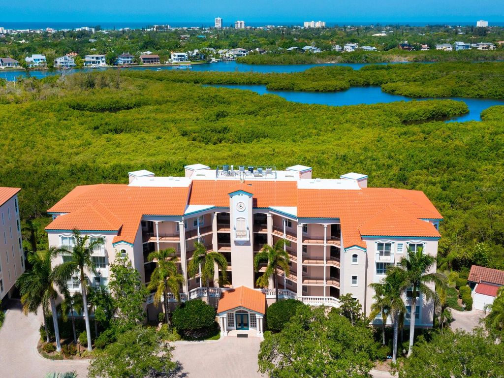 5420 EAGLES POINT CIRCLE 106, Sarasota, FL 34231