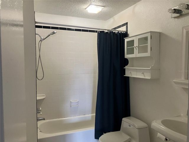 3440 LAUREL DALE DRIVE, Tampa, FL 33618