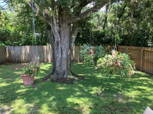 3440 LAUREL DALE DRIVE, Tampa, FL 33618
