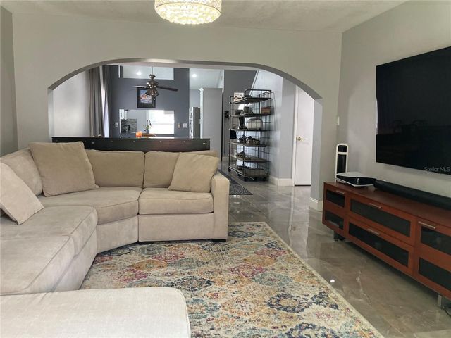 3440 LAUREL DALE DRIVE, Tampa, FL 33618