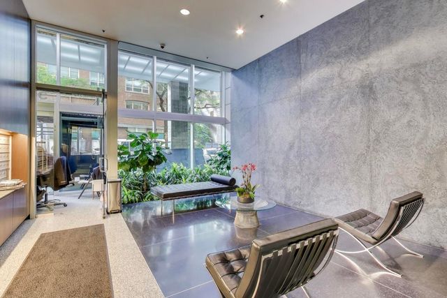 550 N Saint Clair Street 1306, Chicago, IL 60611