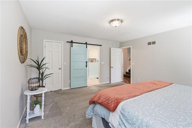 20814 W 45th Terrace, Shawnee, KS 66218