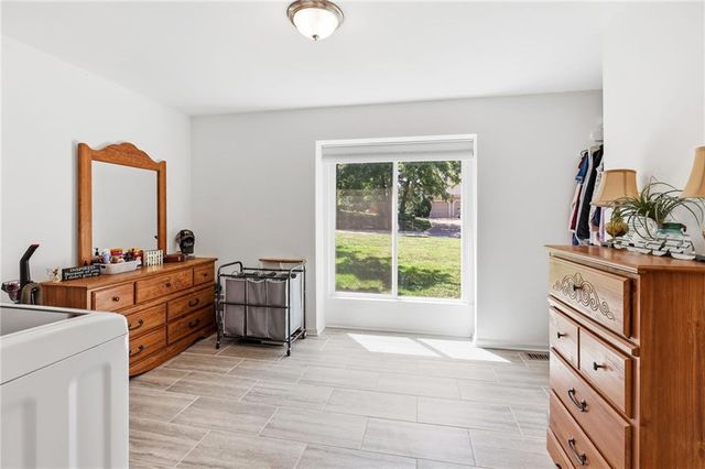 20814 W 45th Terrace, Shawnee, KS 66218