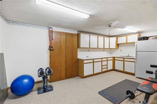 20814 W 45th Terrace, Shawnee, KS 66218