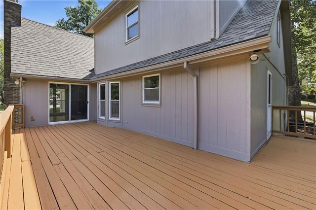 20814 W 45th Terrace, Shawnee, KS 66218