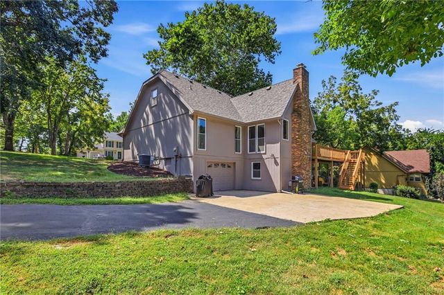 20814 W 45th Terrace, Shawnee, KS 66218