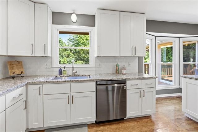 20814 W 45th Terrace, Shawnee, KS 66218