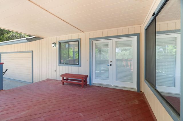 19617 Victoria Dr, Grass Valley, CA 95949