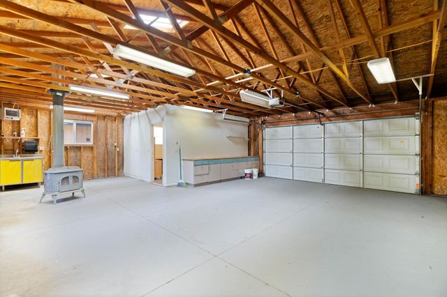 19617 Victoria Dr, Grass Valley, CA 95949
