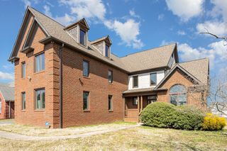 106 Tenby Dr, Murfreesboro, TN 37127
