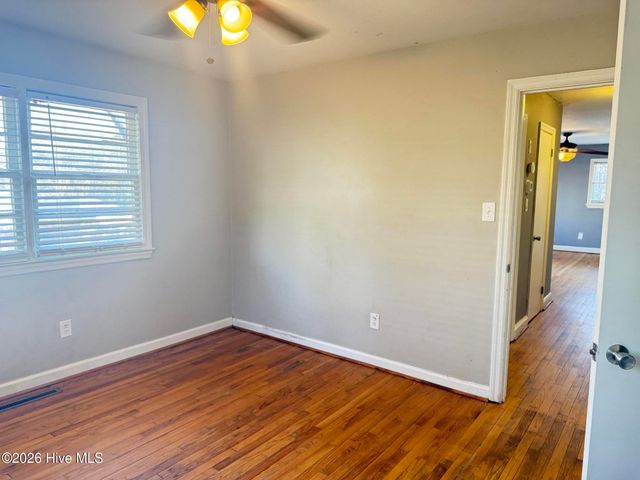 1003 Mohawk Avenue, Fayetteville, NC 28303