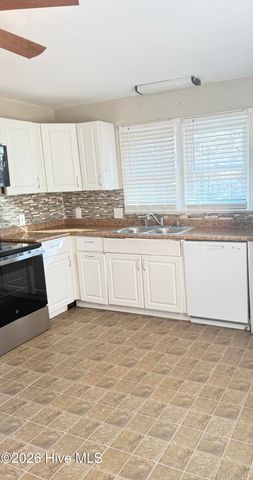 1003 Mohawk Avenue, Fayetteville, NC 28303