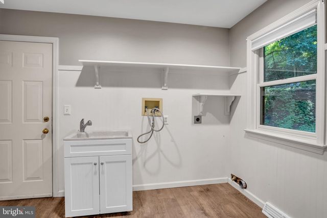 2509 NOLT RD, Lancaster, PA 17601