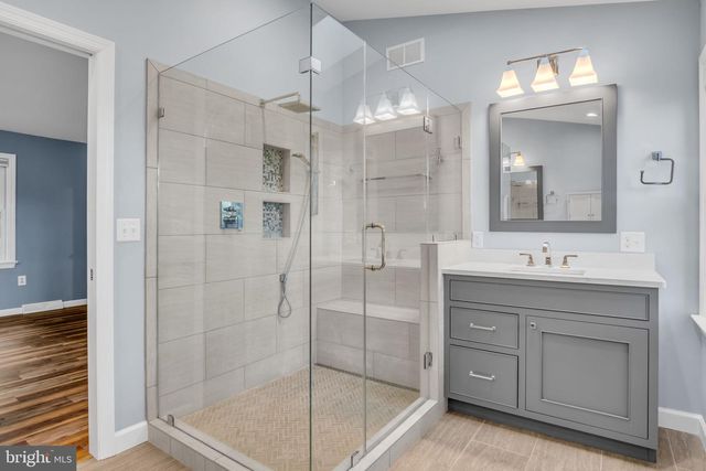 2509 NOLT RD, Lancaster, PA 17601