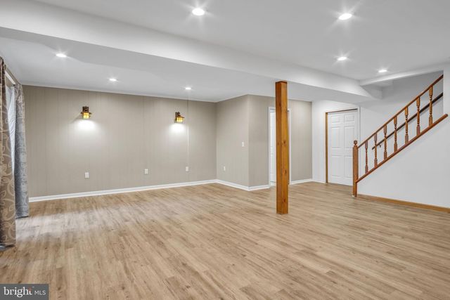 2509 NOLT RD, Lancaster, PA 17601