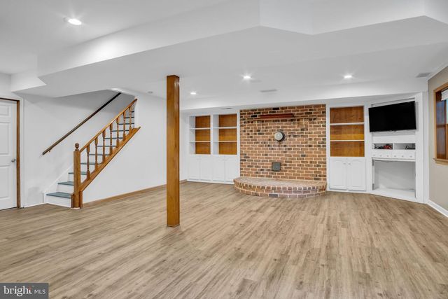 2509 NOLT RD, Lancaster, PA 17601