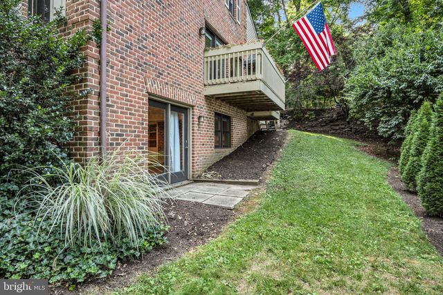 2509 NOLT RD, Lancaster, PA 17601