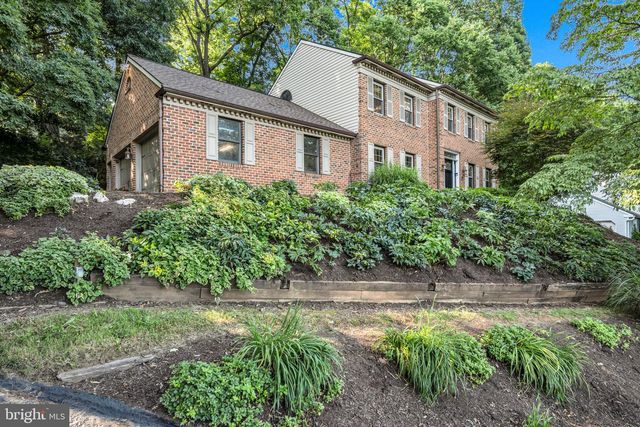 2509 NOLT RD, Lancaster, PA 17601