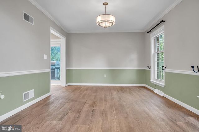 2509 NOLT RD, Lancaster, PA 17601