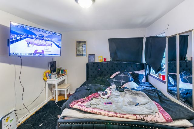 805 N 22nd Avenue, Melrose Park, IL 60160