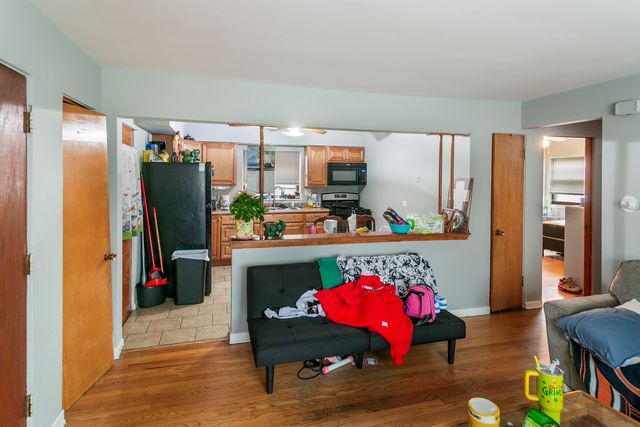 805 N 22nd Avenue, Melrose Park, IL 60160