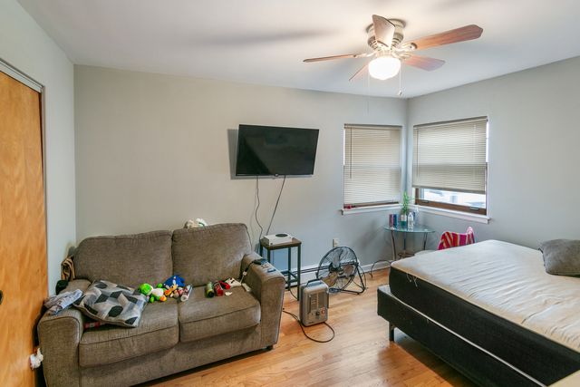 805 N 22nd Avenue, Melrose Park, IL 60160