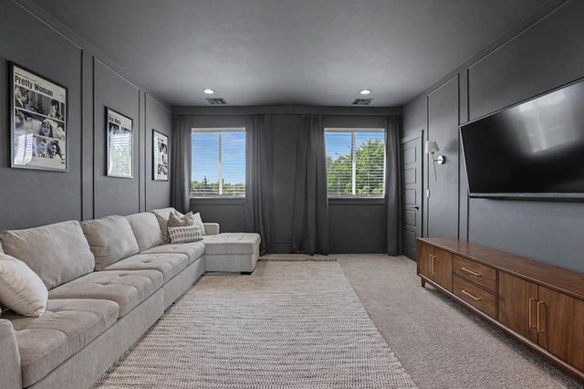 460 Old Farm Road, Edmond, OK 73034