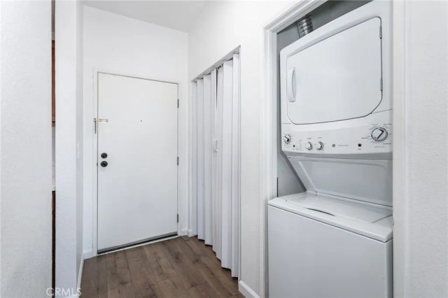 19350 Sherman Way 208, Reseda, CA 91335