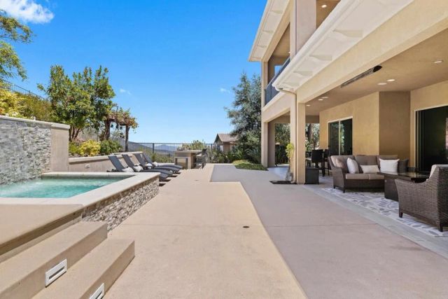 519 Ledge Street, San Marcos, CA 92078