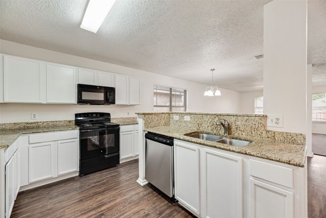 2938 Marquis Lane, Lancaster, TX 75134