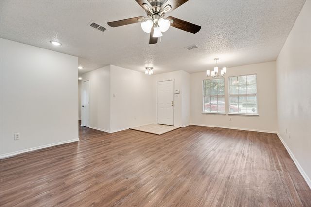 2938 Marquis Lane, Lancaster, TX 75134