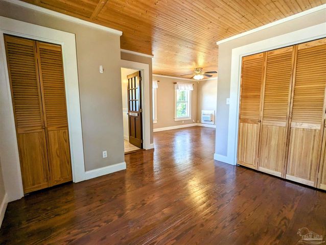 1705 N 17th Ave, Pensacola, FL 32503