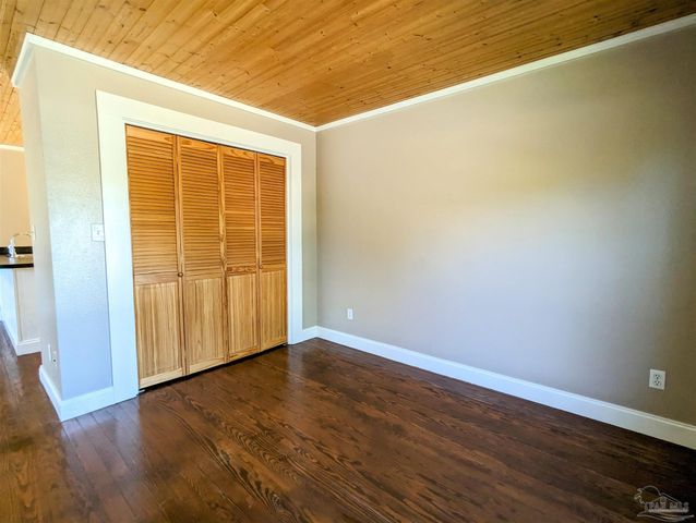 1705 N 17th Ave, Pensacola, FL 32503