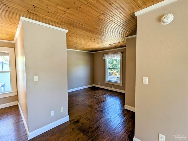 1705 N 17th Ave, Pensacola, FL 32503