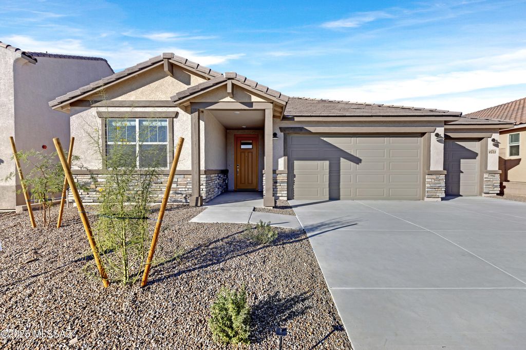 4511 W Tortolita View Circle, Marana, AZ 85658