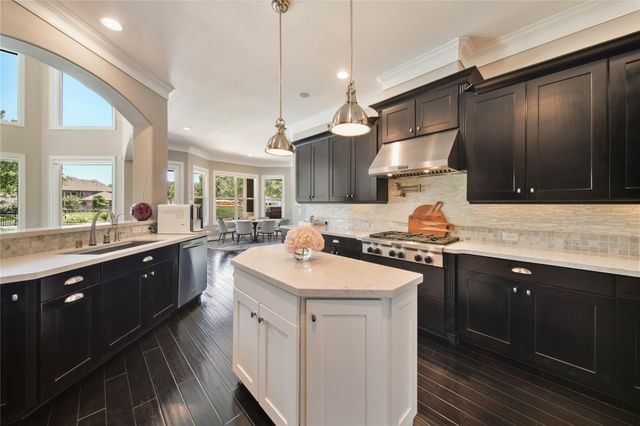 26 Little Rise Drive, Missouri City, TX 77459
