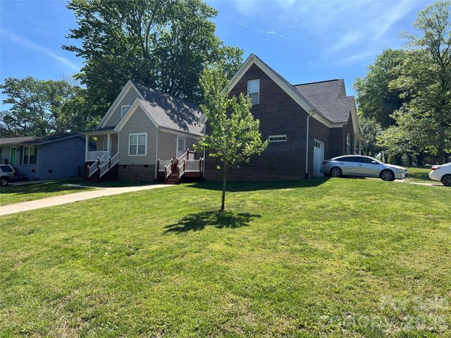 5111 Clearwater Road, Charlotte, NC 28217