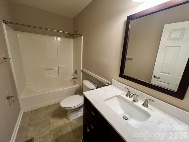 5111 Clearwater Road, Charlotte, NC 28217